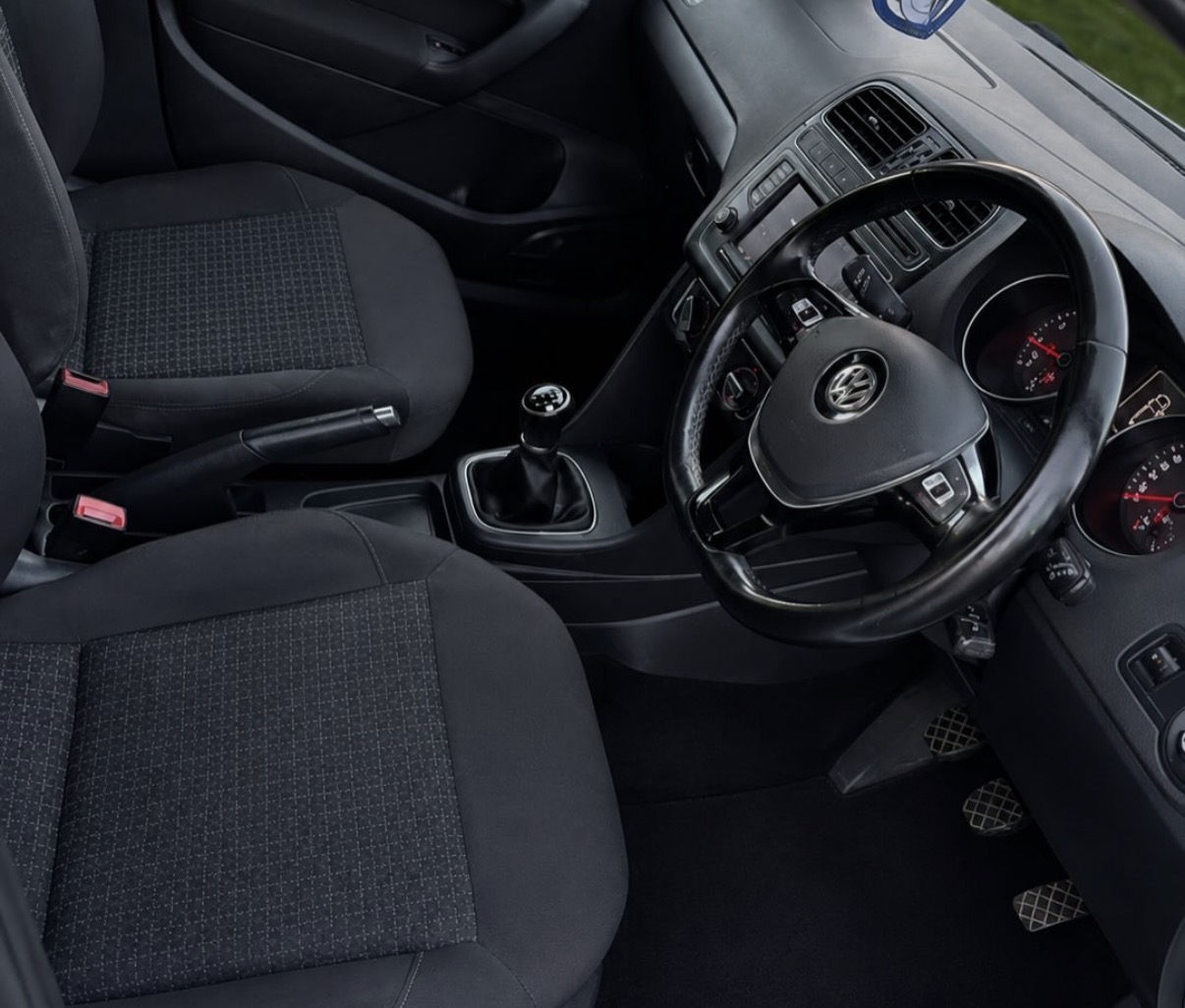 Vehicle seat after SeatLab UK cleaning, result 2